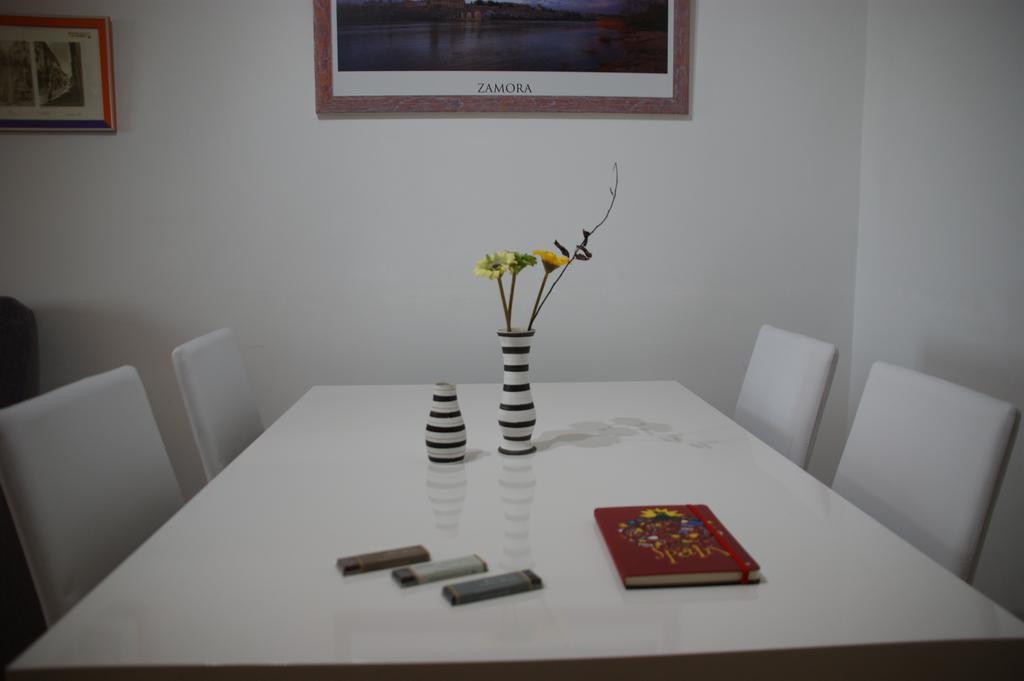 Apartamentos La Muralla Замора Стая снимка